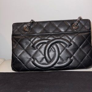 Black Timeless Cc Shopping Tote Quilted Caviar Medium Shoulder Bag